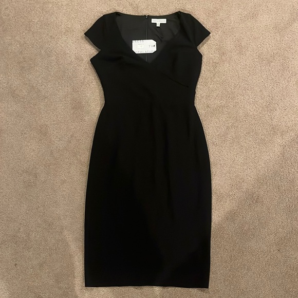 Dress the Population Dresses & Skirts - Dress The Population Little Black Dress. Size M. NWT